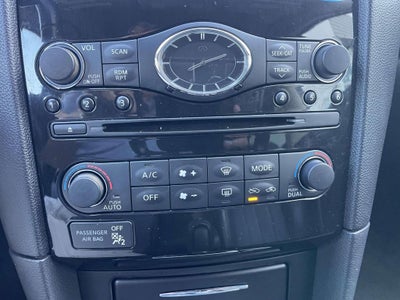 2017 INFINITI QX70 Base