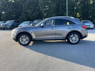 2017 INFINITI QX70 Base
