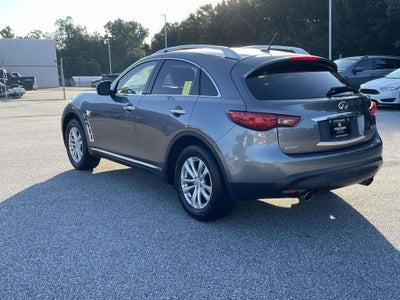 2017 INFINITI QX70 Base
