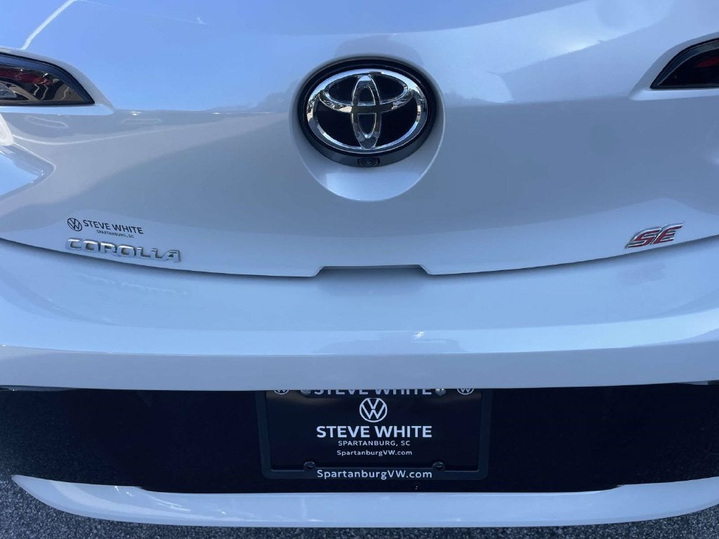 2024 Toyota Corolla Hatchback SE