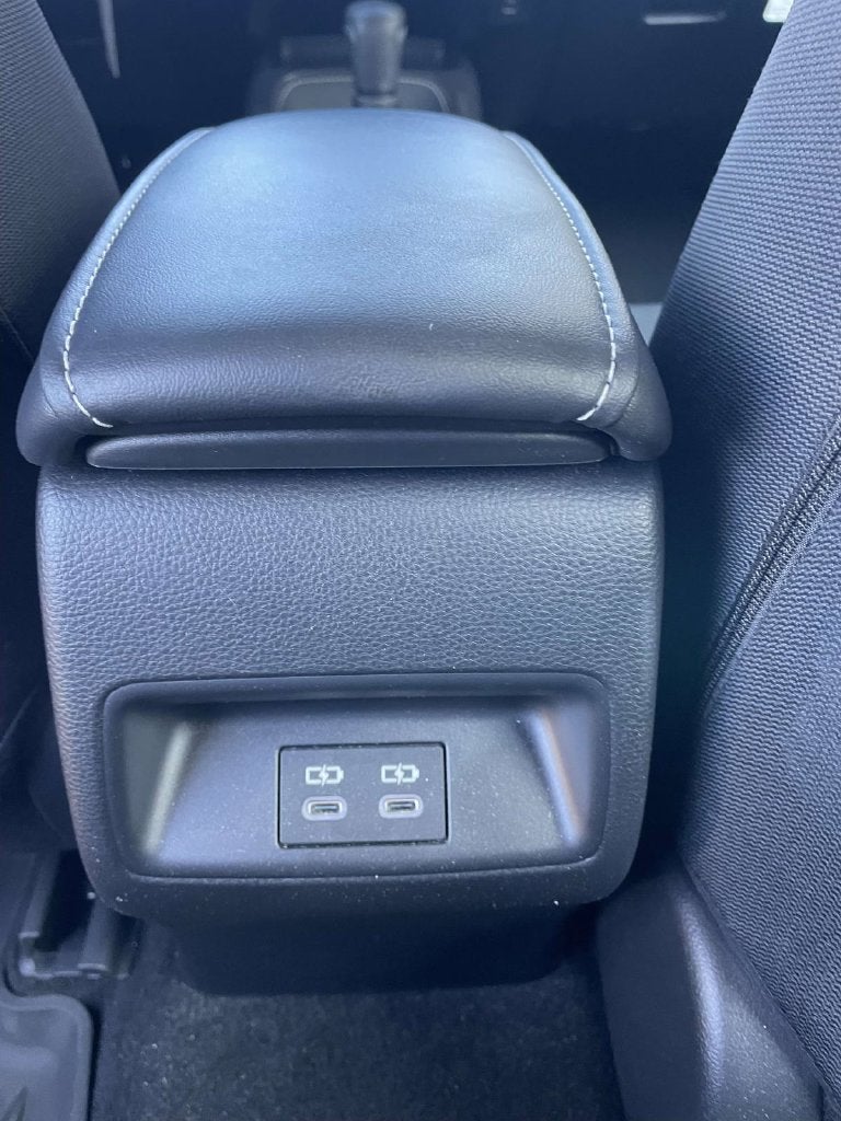 2024 Toyota Corolla Hatchback SE