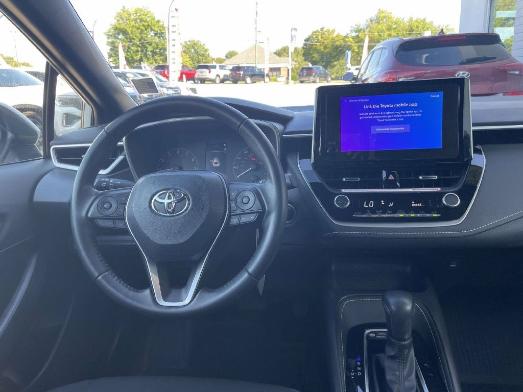 2024 Toyota Corolla Hatchback SE