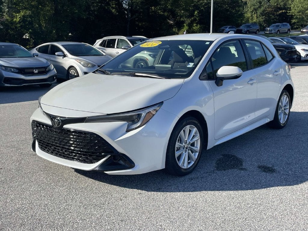 2024 Toyota Corolla Hatchback SE
