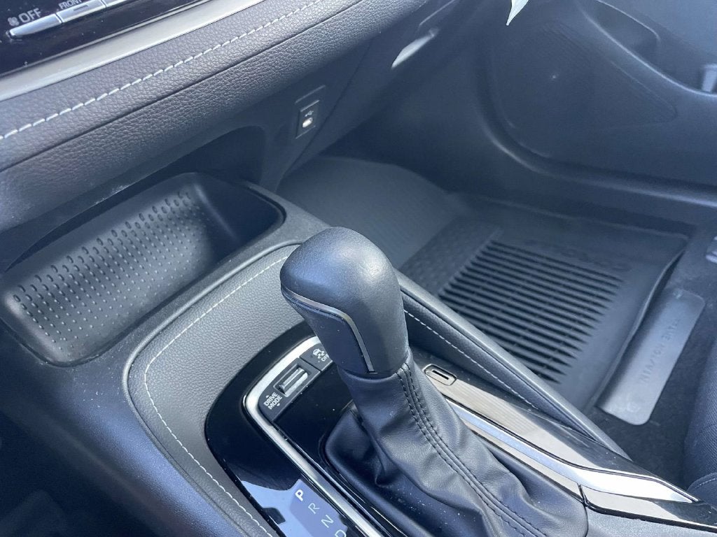 2024 Toyota Corolla Hatchback SE