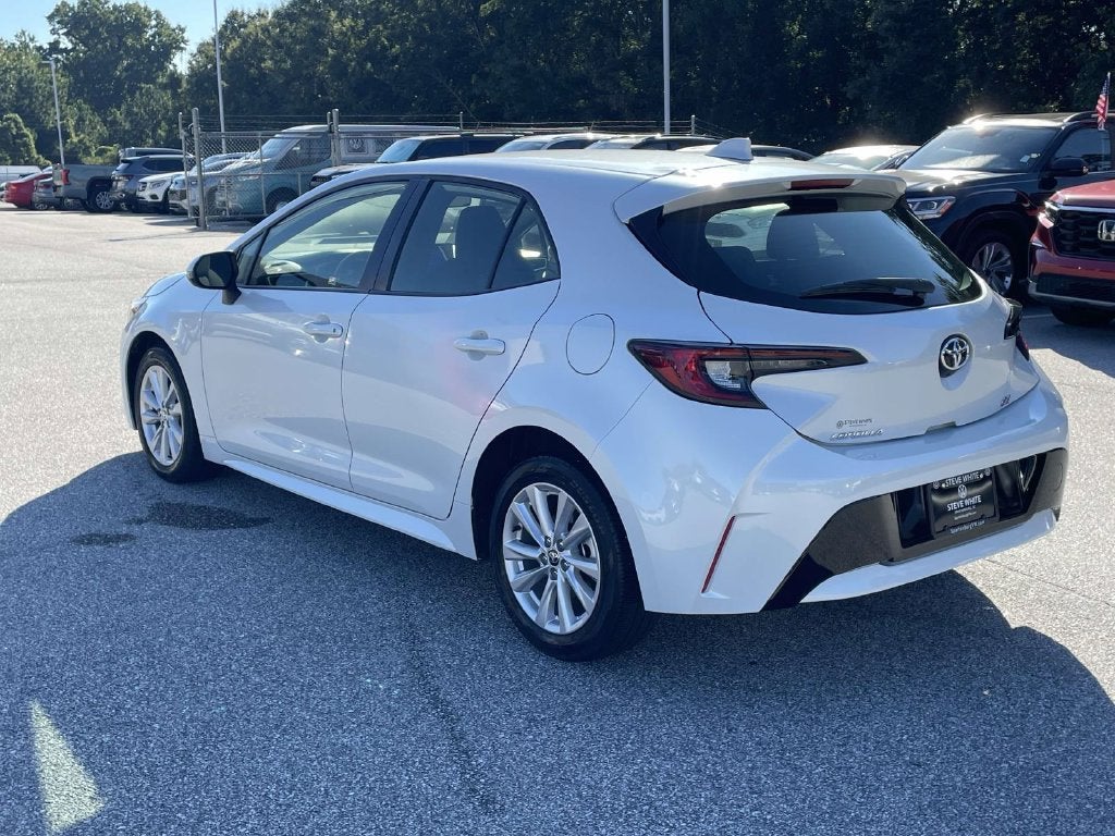 2024 Toyota Corolla Hatchback SE