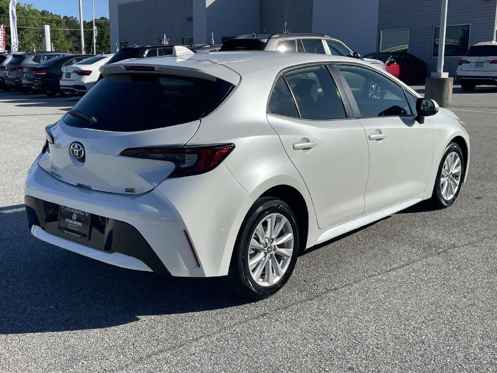 2024 Toyota Corolla Hatchback SE