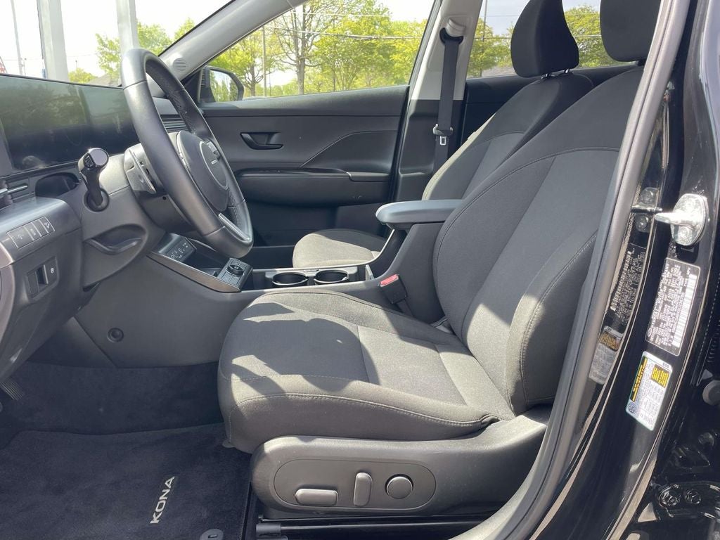2025 Hyundai Kona SEL Convenience
