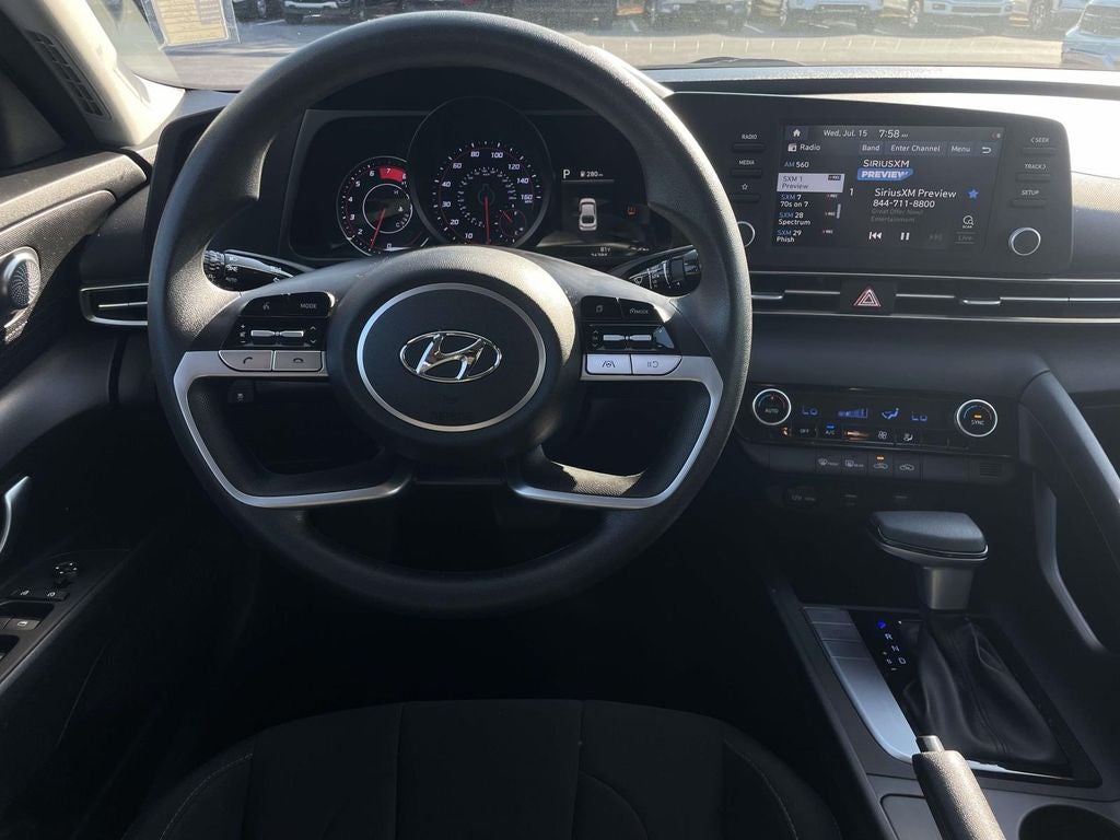 2022 Hyundai Elantra SEL