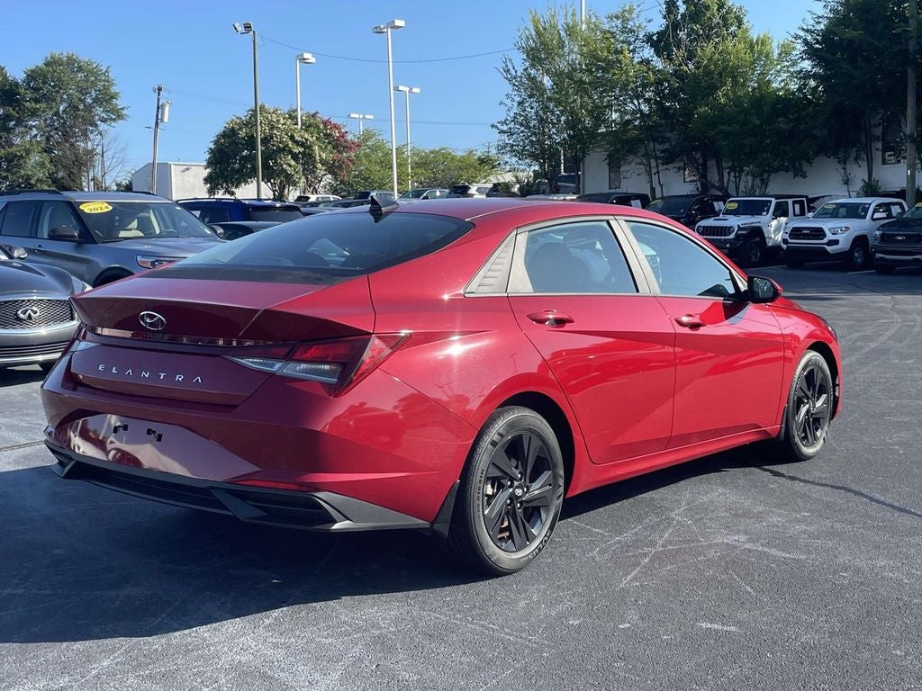 2022 Hyundai Elantra SEL