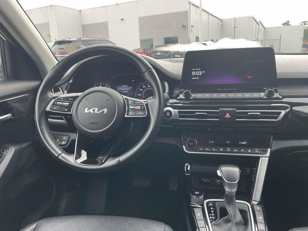 2023 Kia Seltos EX