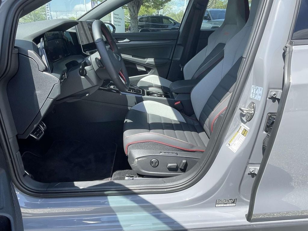 2025 Volkswagen Golf GTI 2.0T SE