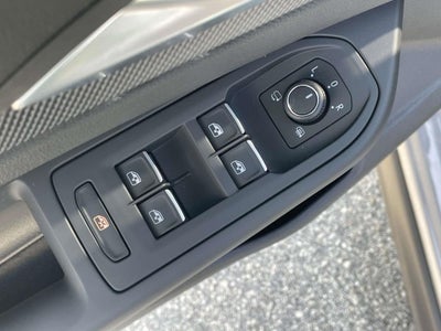 2025 Volkswagen Golf GTI 2.0T SE