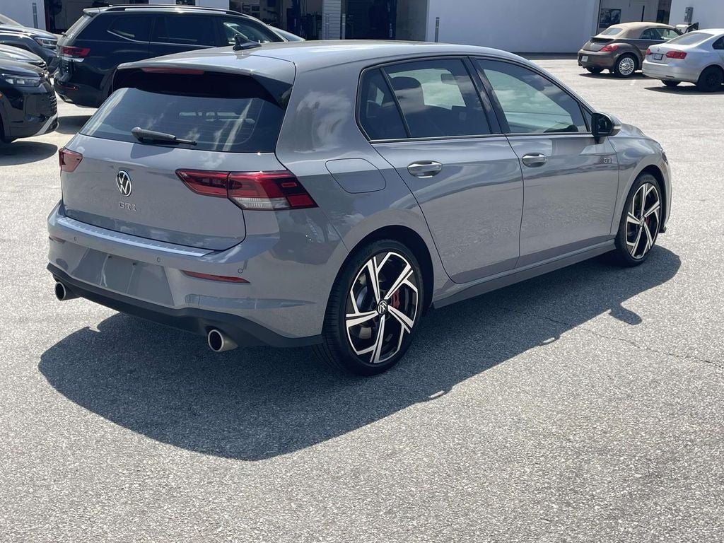 2025 Volkswagen Golf GTI 2.0T SE