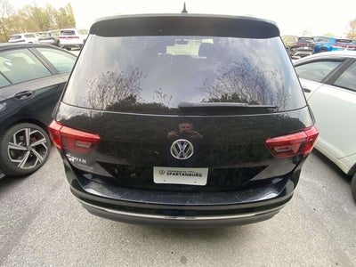 2024 Volkswagen Golf GTI 2.0T SE