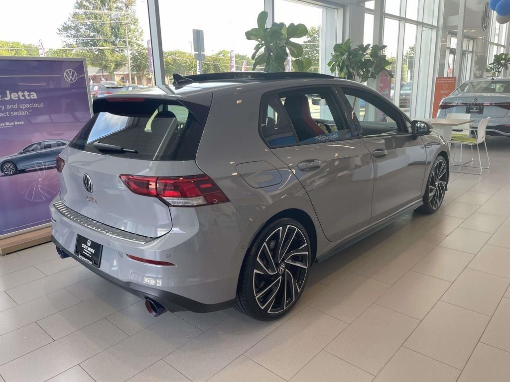 2024 Volkswagen Golf GTI Autobahn