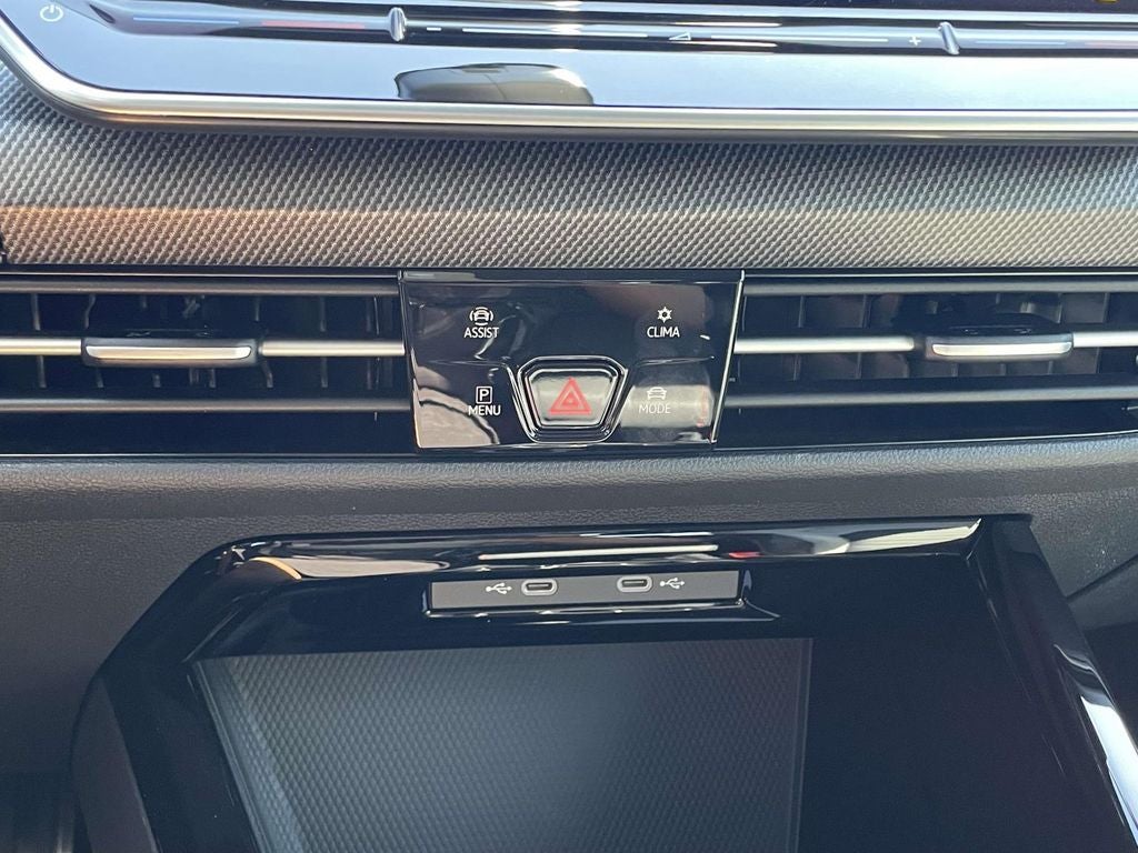 2026 Volkswagen Golf GTI AUTOBAHN