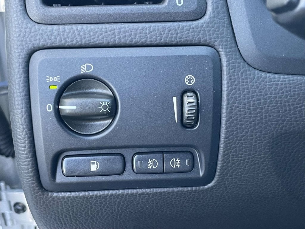 2005 Volvo S60 2.5T