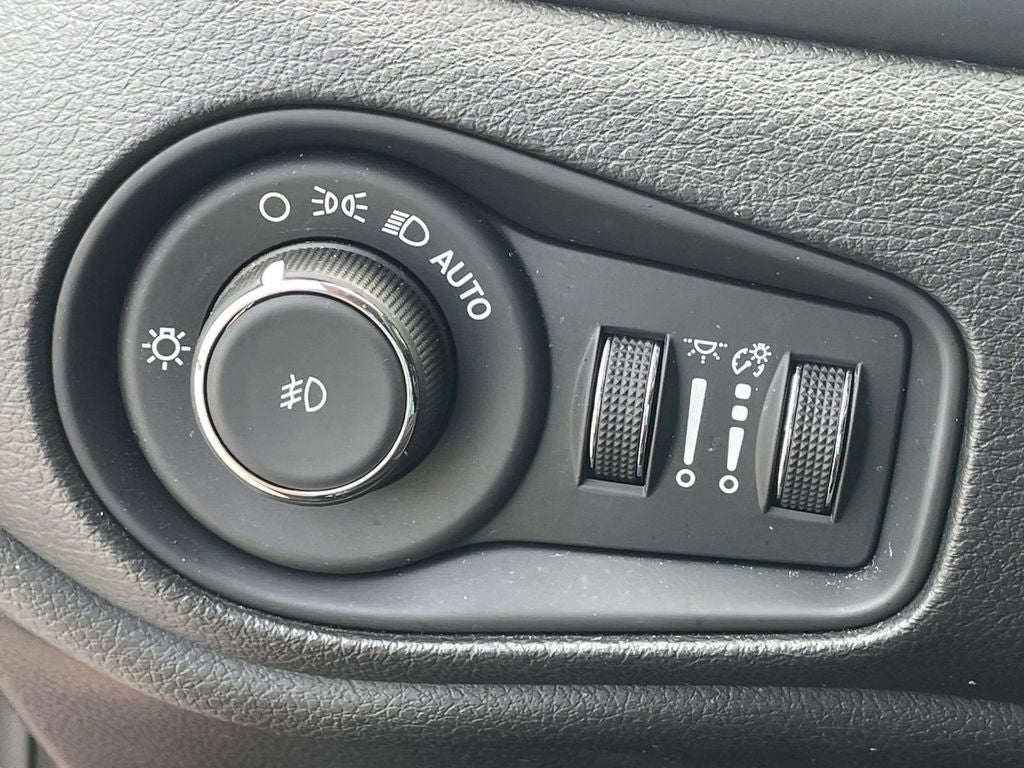 2023 Jeep Renegade Altitude