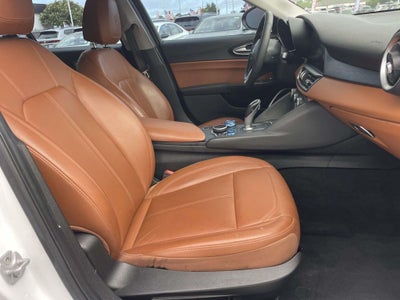 2018 Alfa Romeo Giulia Base