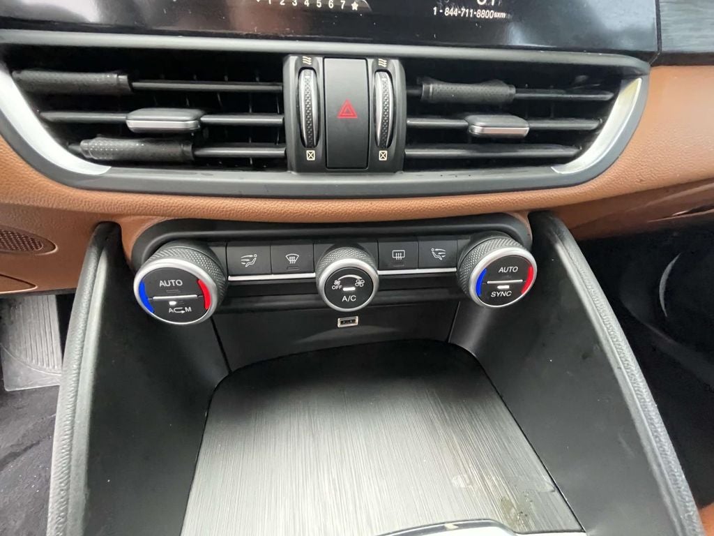 2018 Alfa Romeo Giulia Base