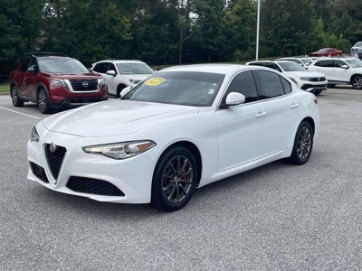 2018 Alfa Romeo Giulia Base