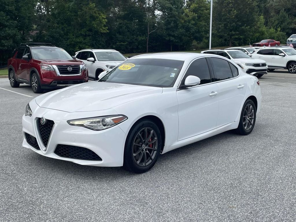 2018 Alfa Romeo Giulia Base