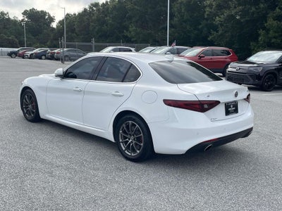 2018 Alfa Romeo Giulia Base