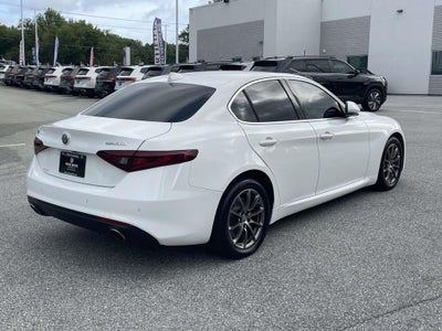 2018 Alfa Romeo Giulia Base